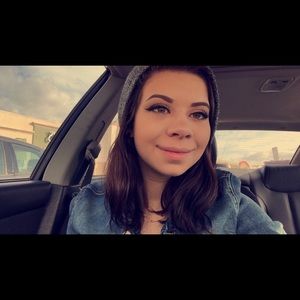 Meet your Posher, Erica